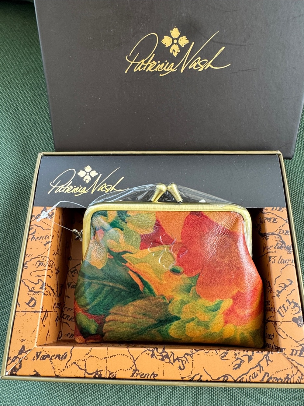 Patricia Nash Borse Leather
Coin Purse Keychain Kiss Lock Multi Floral NIB